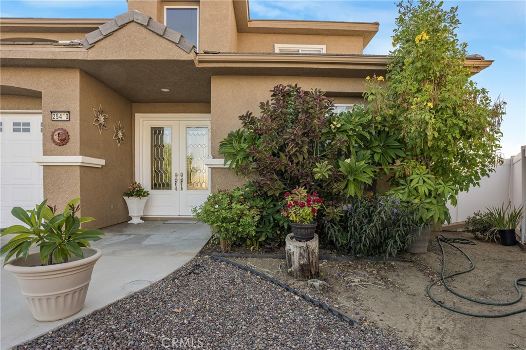 25440 Bianca Court Property Photo 3