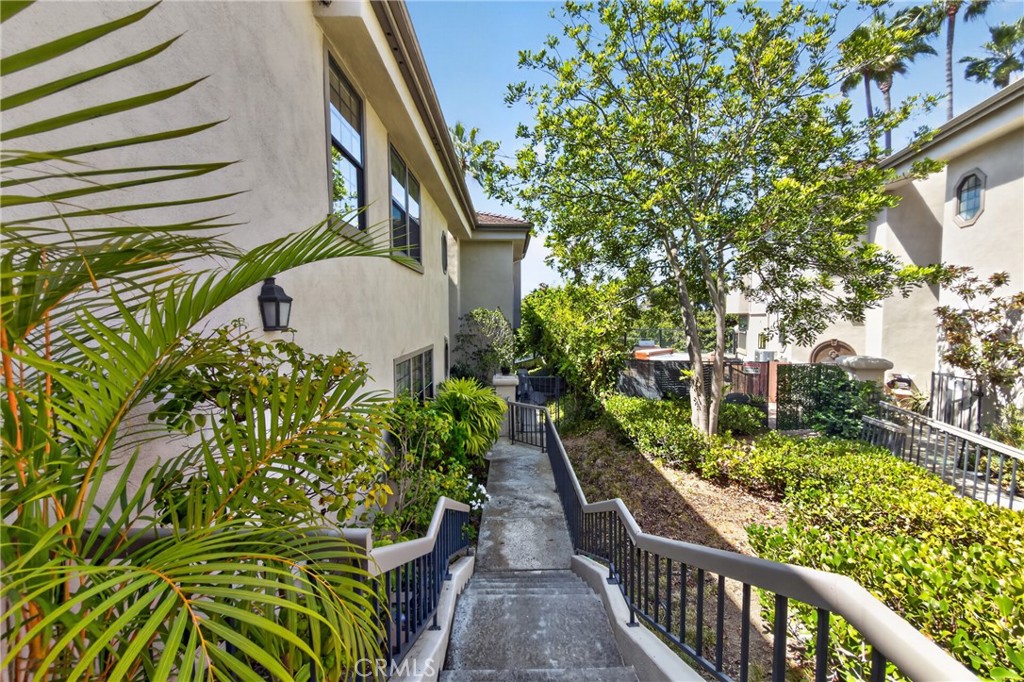 43 Seabrook Cove Property Photo 12