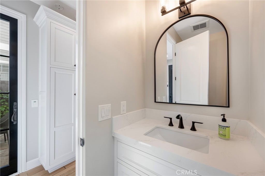 236 4th Property Photo 22