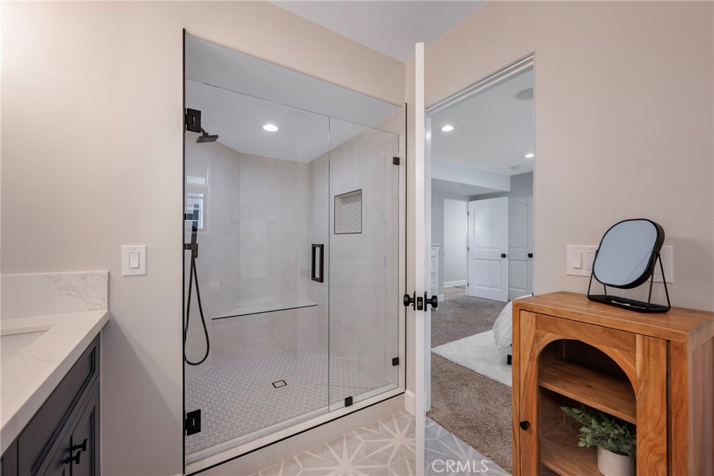 236 4th Property Photo 39