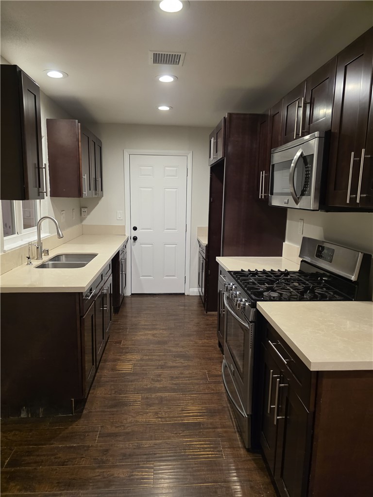8808 Randolph St Property Photo 12