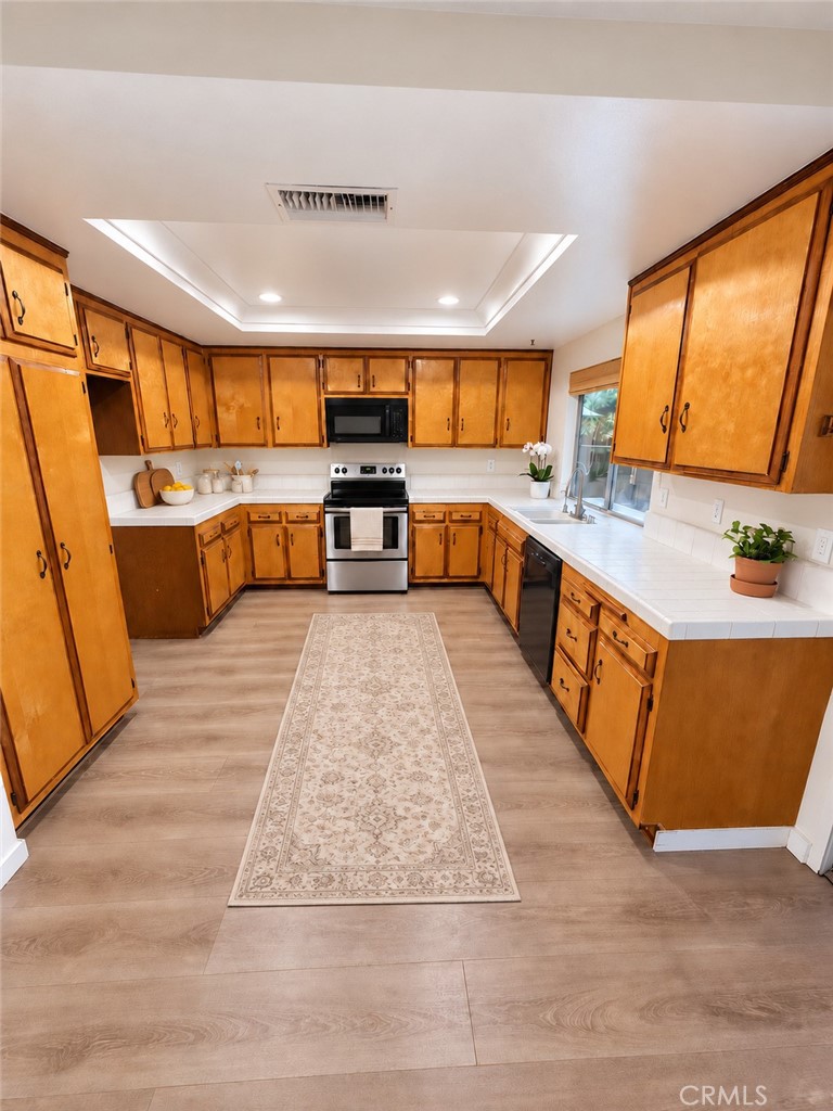 14155 Elystan Circle Property Photo 17