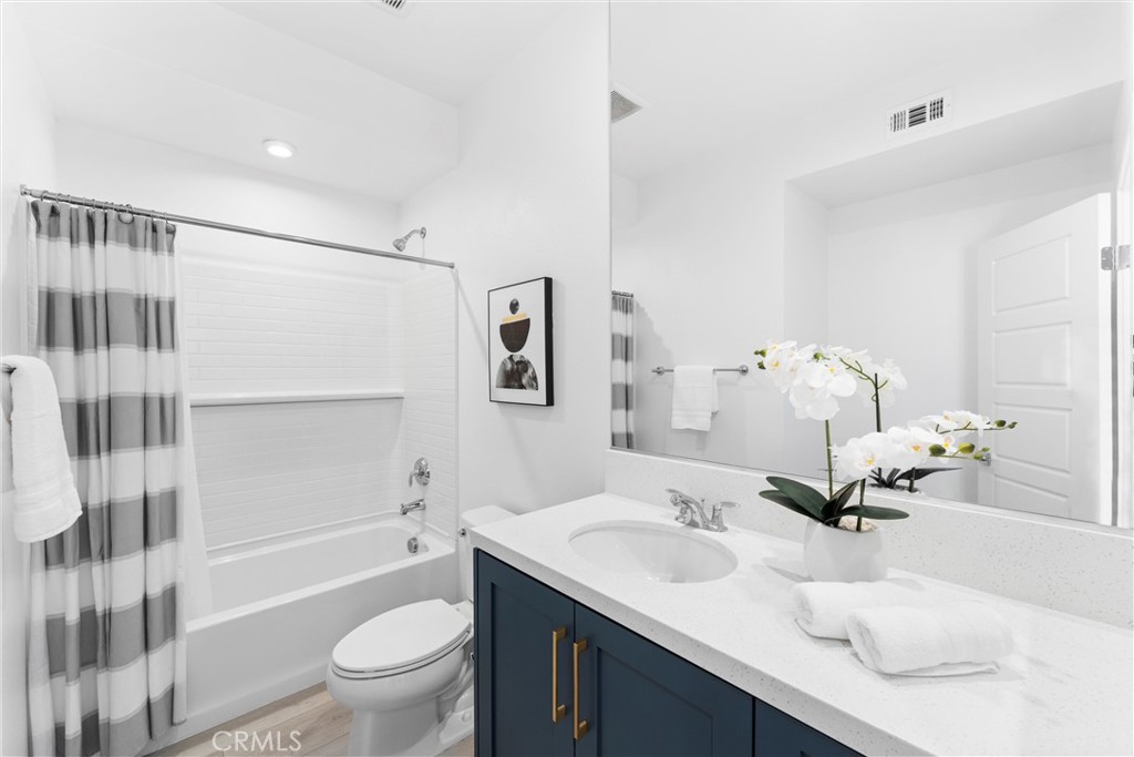 1323 W Cara Drive Property Photo 18
