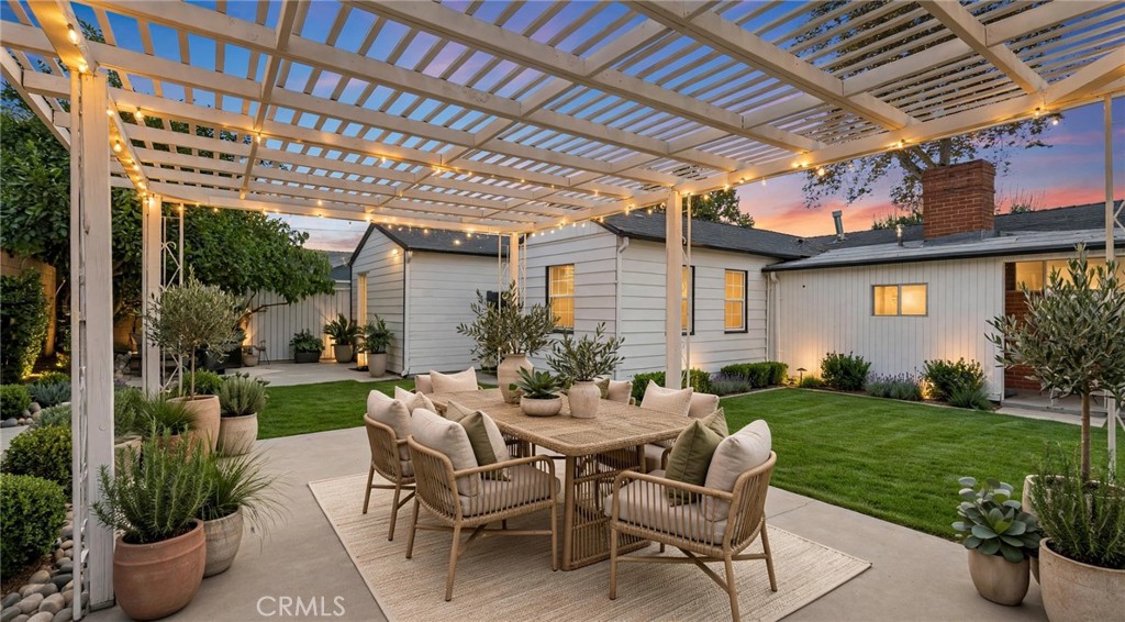 9255 Rio Dell Property Photo 1