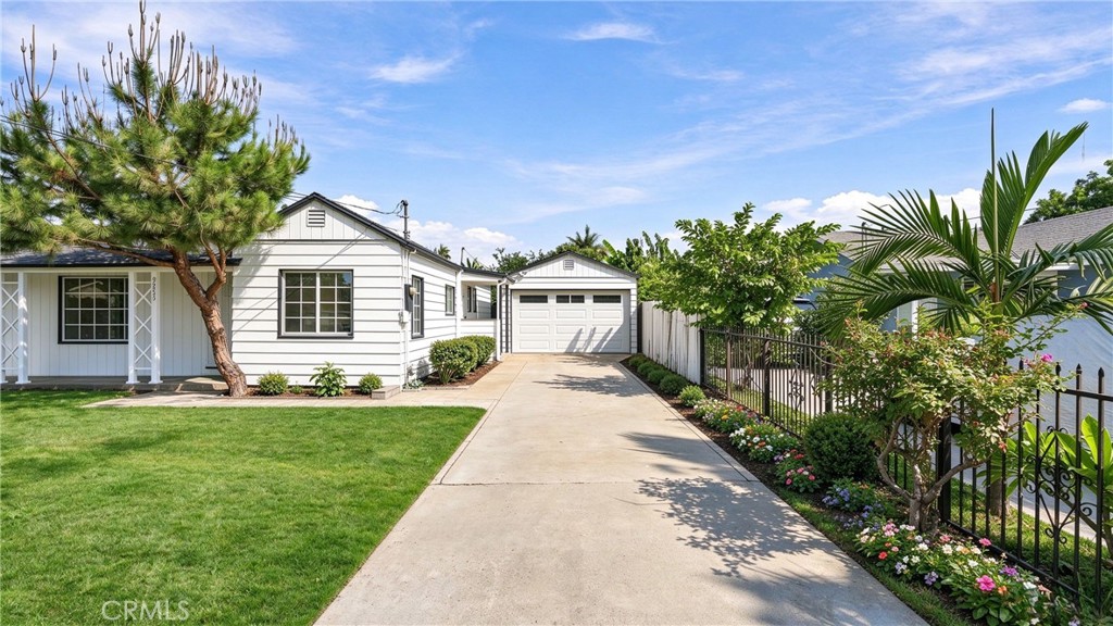 9255 Rio Dell Property Photo 3