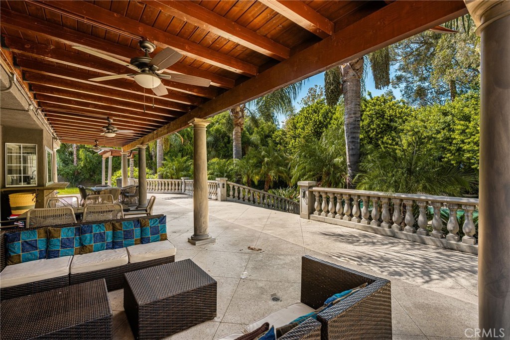 101 S Belleza Property Photo 22