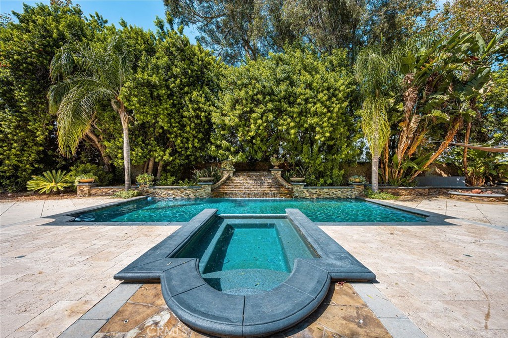101 S Belleza Property Photo 25