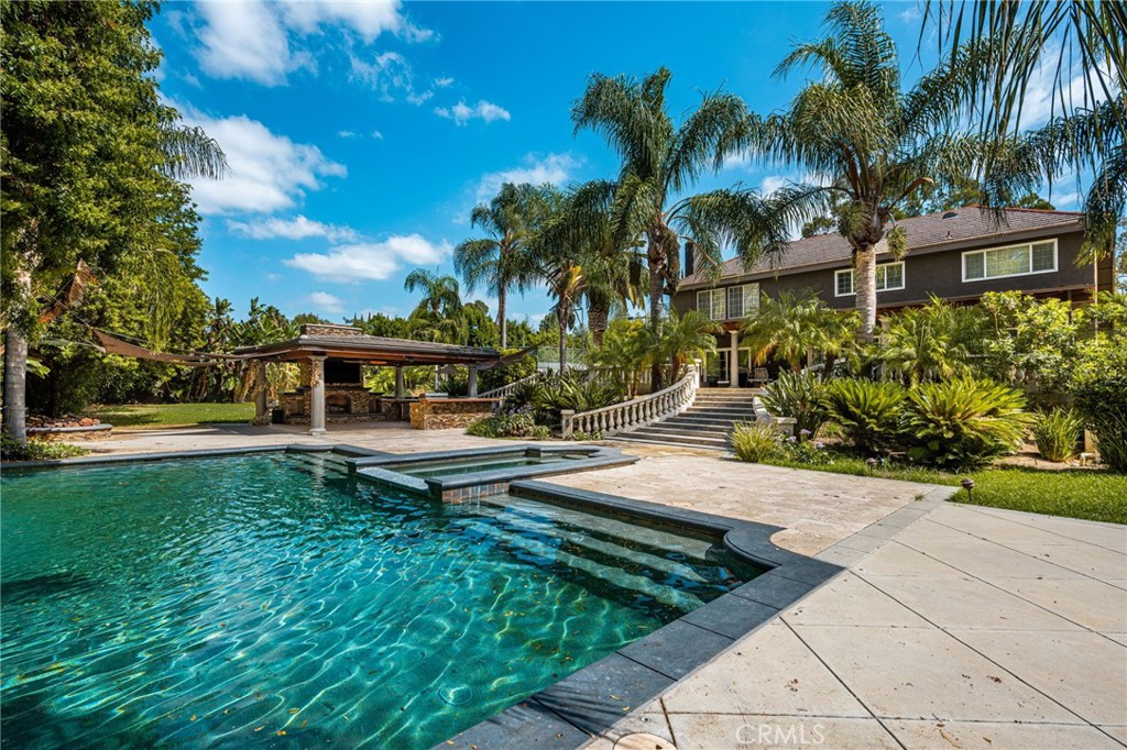 101 S Belleza Property Photo 29
