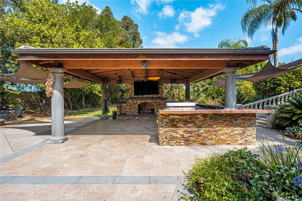 101 S Belleza Property Photo 34