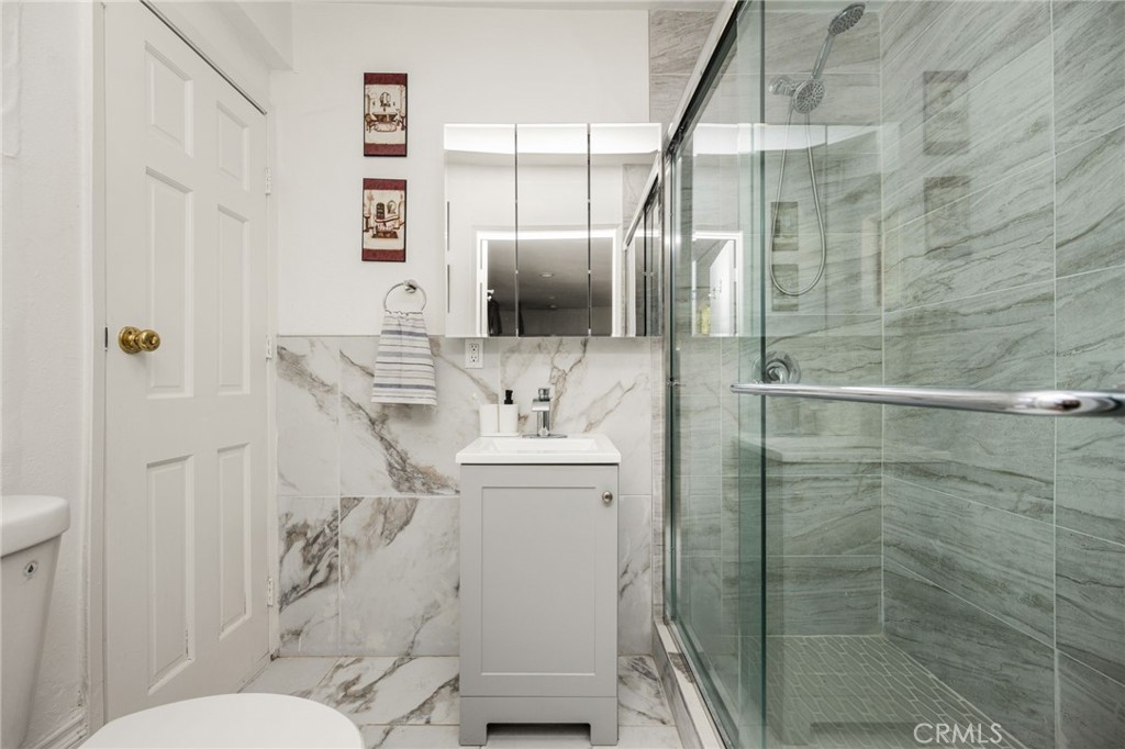 101 S Belleza Property Photo 43