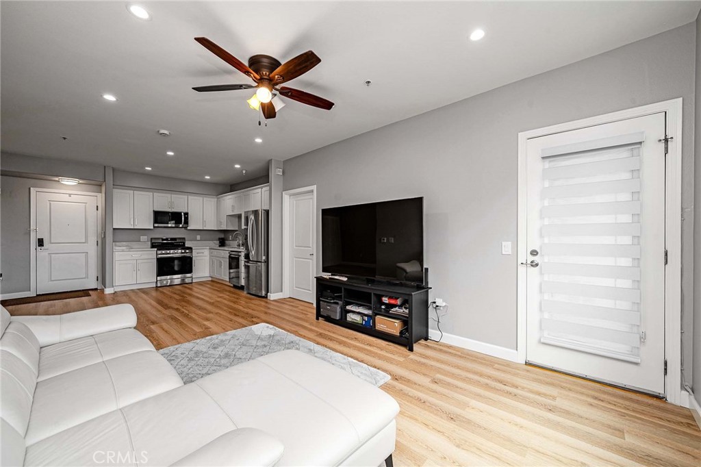 100 S Alameda 321 Property Photo 15