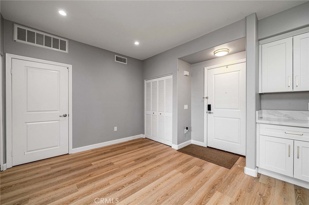 100 S Alameda 321 Property Photo 17