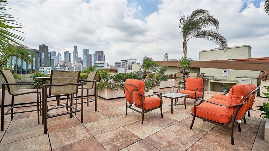 100 S Alameda 321 Property Photo 29