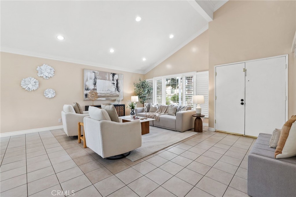 12528 Yosemite Property Photo 9