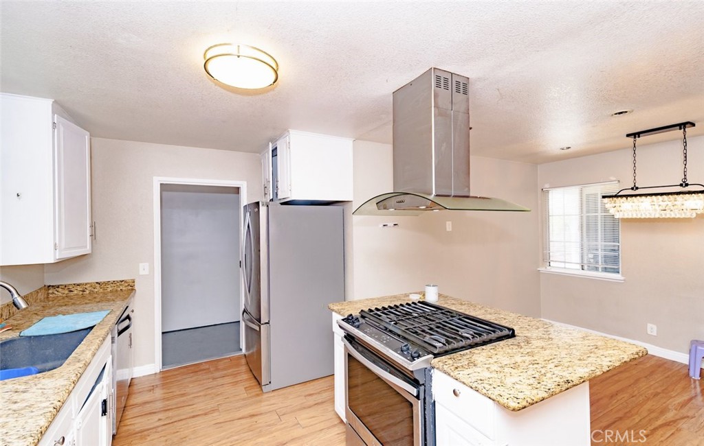 1217 S Huron Property Photo 7