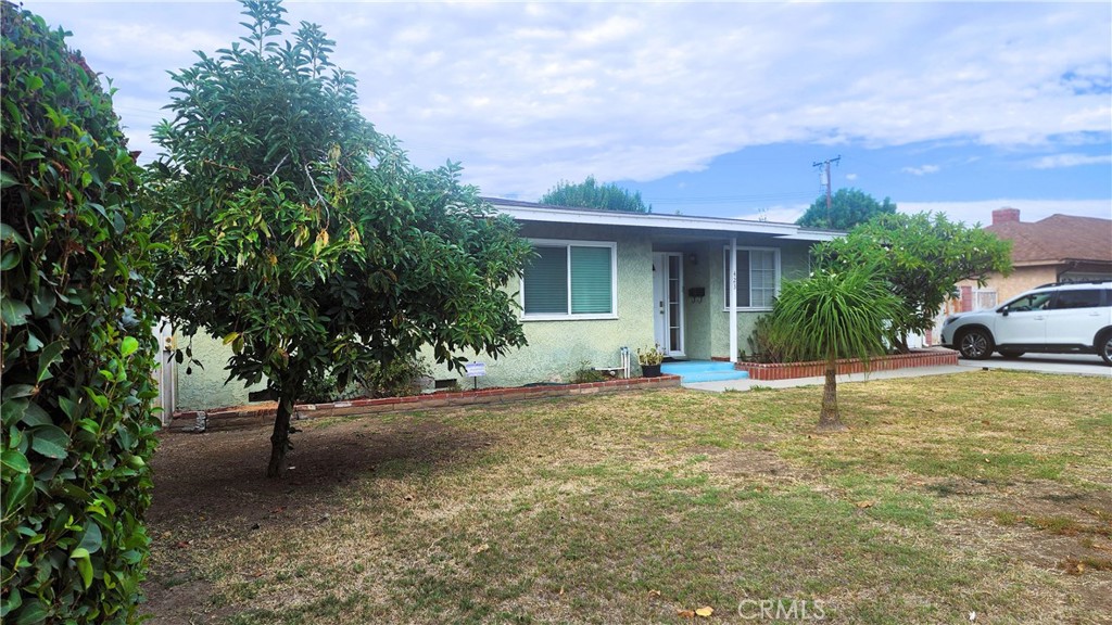 423 E Francisquito Property Photo 1