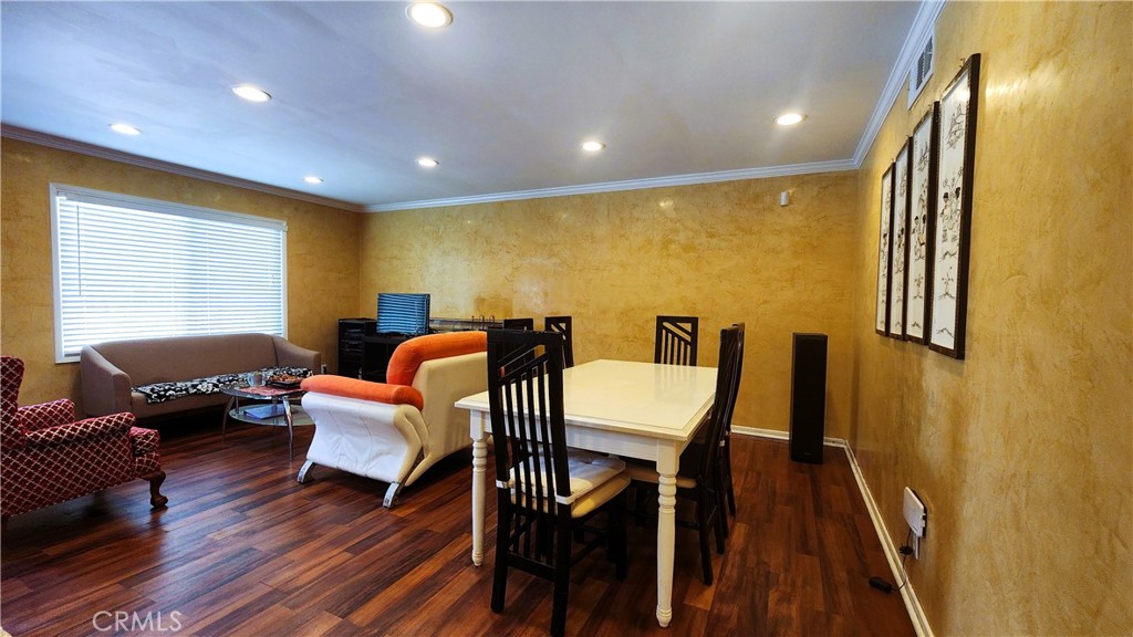 423 E Francisquito Property Photo 7