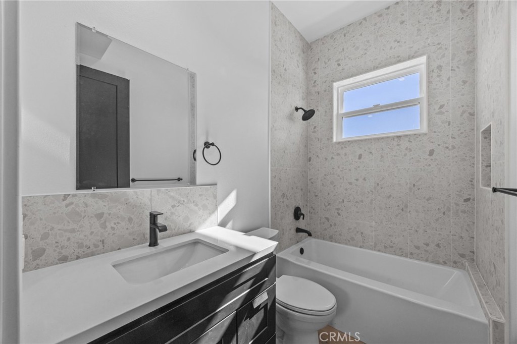 3215 S El Camino Real Property Photo 26