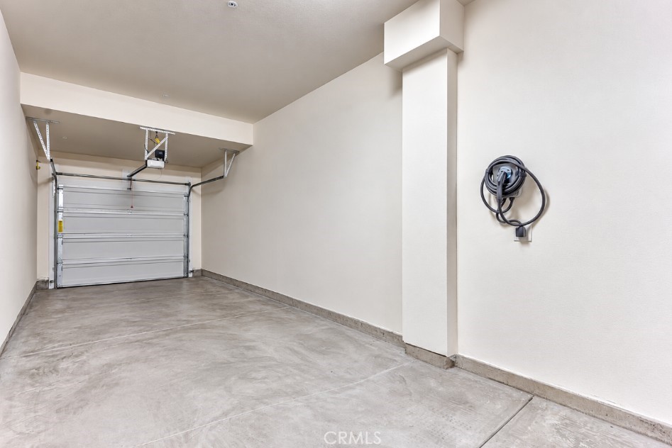 519 Mulligan Property Photo 34