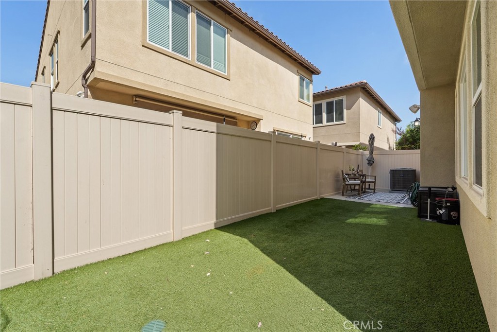 250 W Ridgewood Property Photo 15
