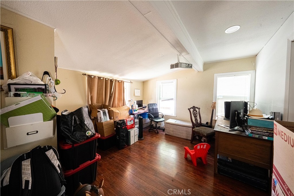 2125 Rousselle Property Photo 7