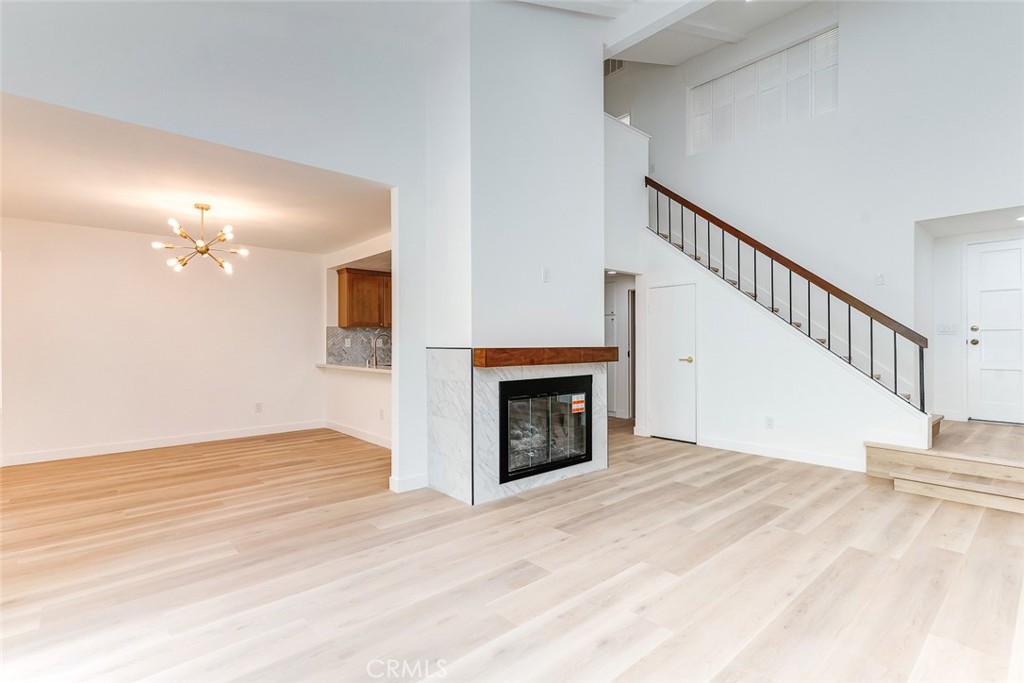 933 Creekside Drive 126 Property Photo 5