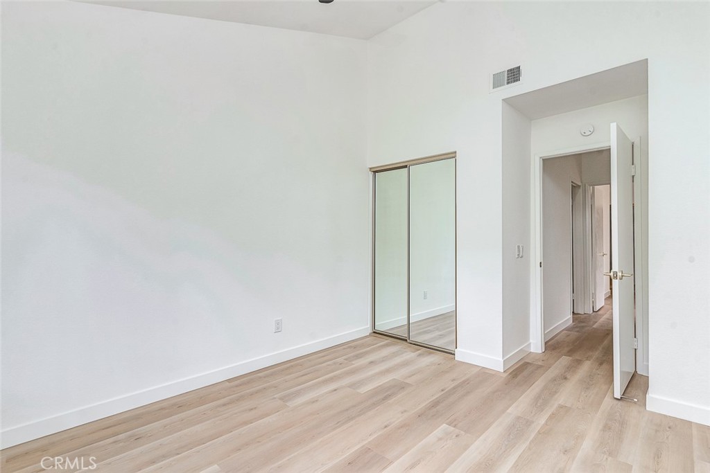 933 Creekside Drive 126 Property Photo 15