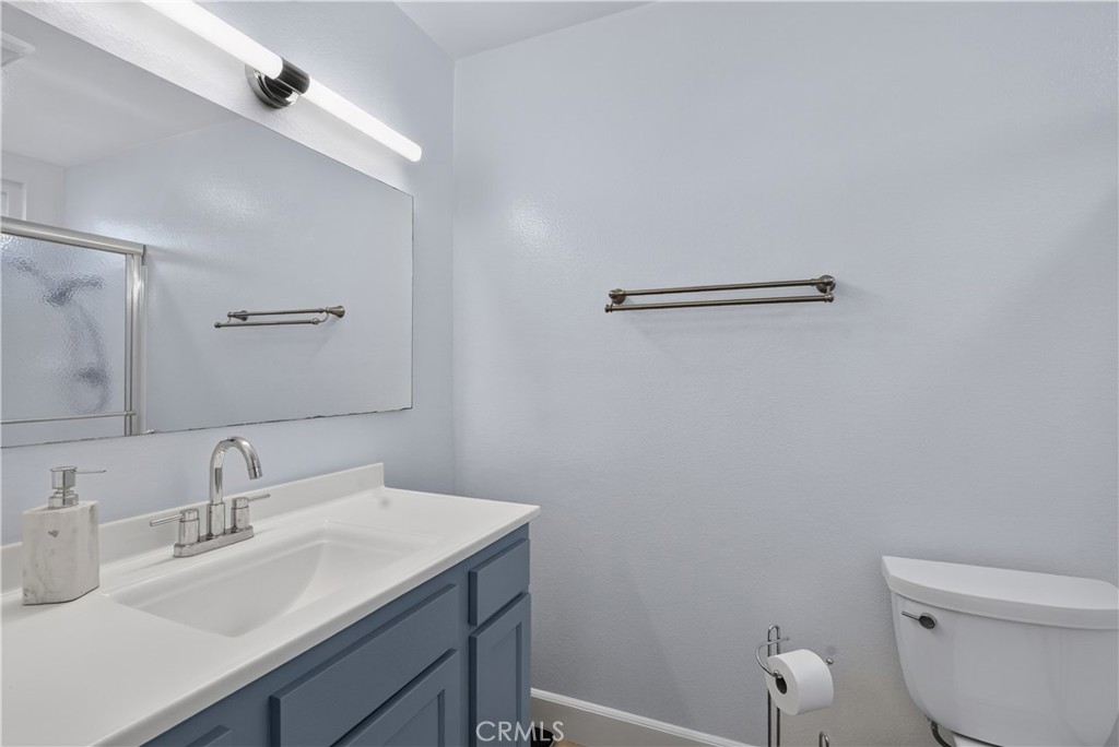 7447 Penwood Rd Property Photo 15
