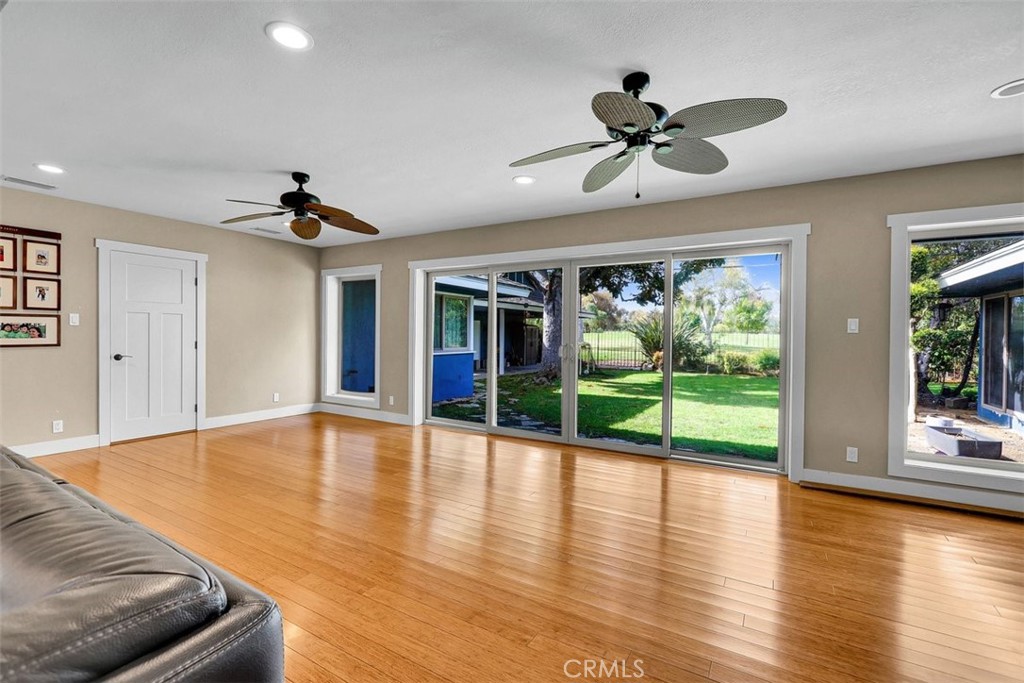 4140 Country Club Drive Property Photo 15