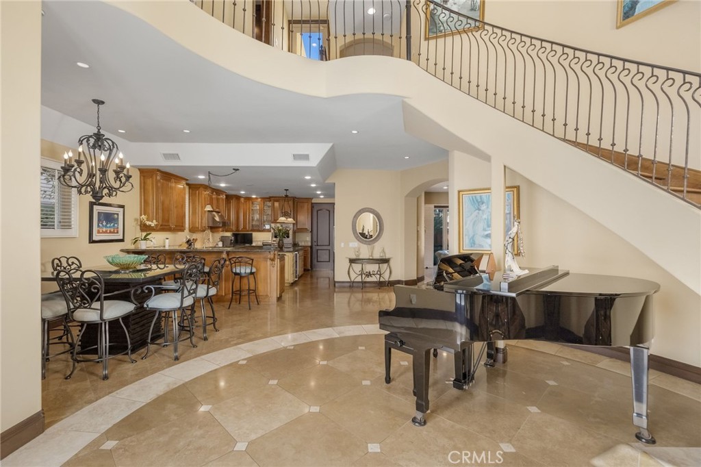 215 The Toledo Property Photo 3