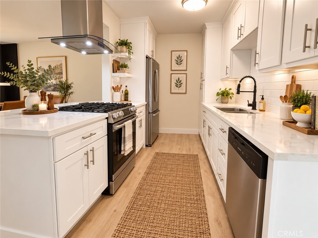 1531 E La Palma C4 Property Photo 2