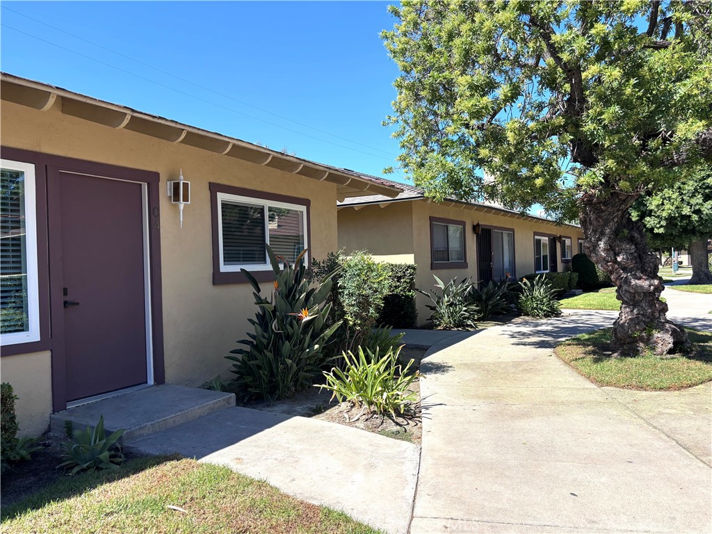 1531 E La Palma C4 Property Photo 14