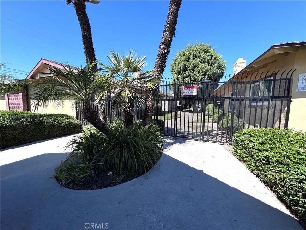 1531 E La Palma C4 Property Photo 18