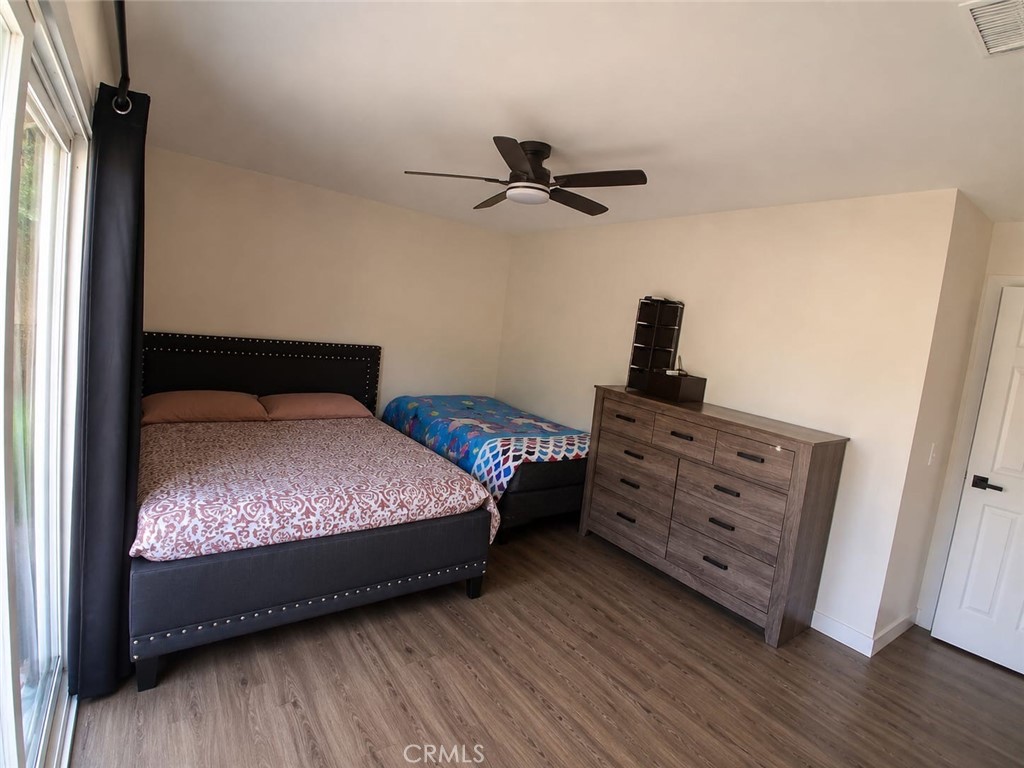 16044 Hawthorne Property Photo 6