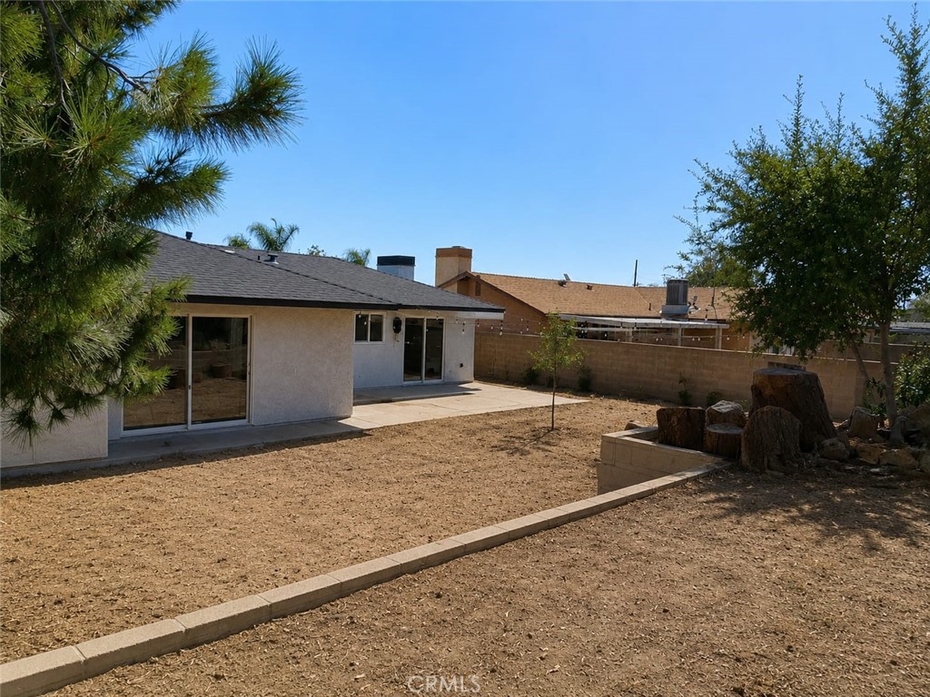 16044 Hawthorne Property Photo 11