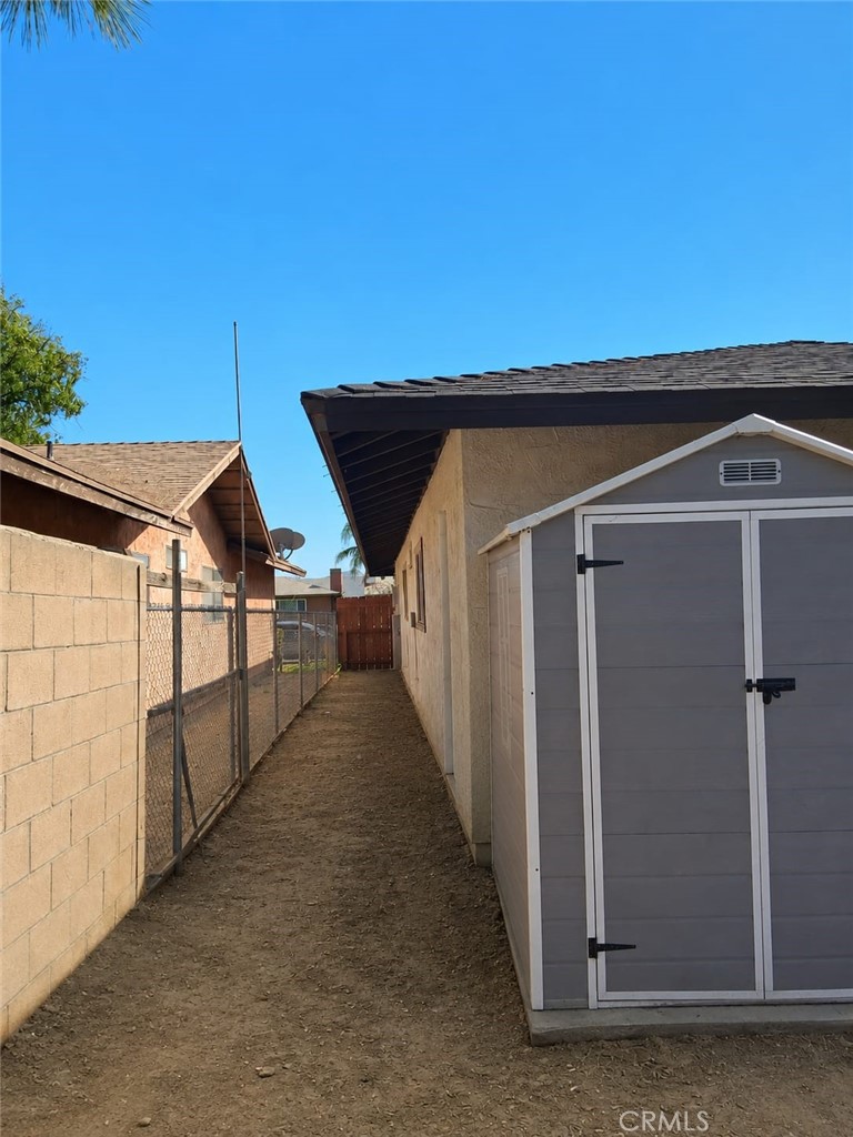16044 Hawthorne Property Photo 12