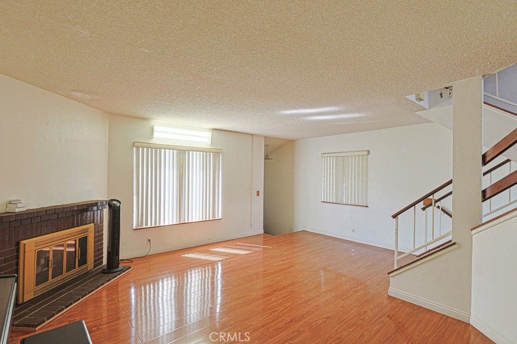 8202 Maureen Property Photo 6