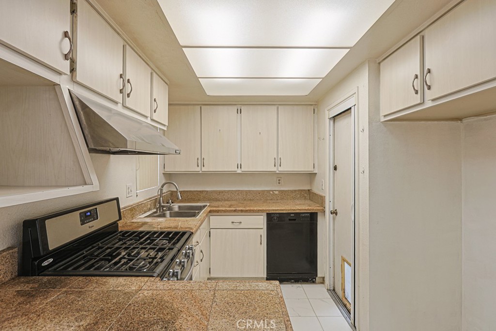 8202 Maureen Property Photo 11