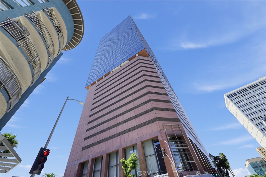 1100 Wilshire Boulevard 2207 Property Photo 1