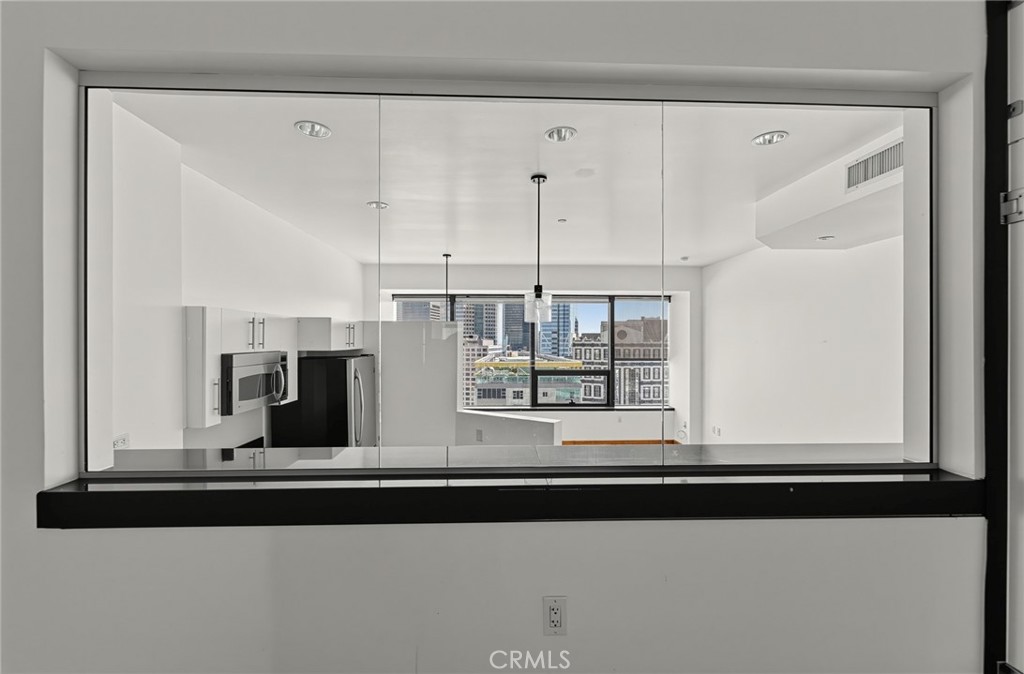 1100 Wilshire Boulevard 2207 Property Photo 8