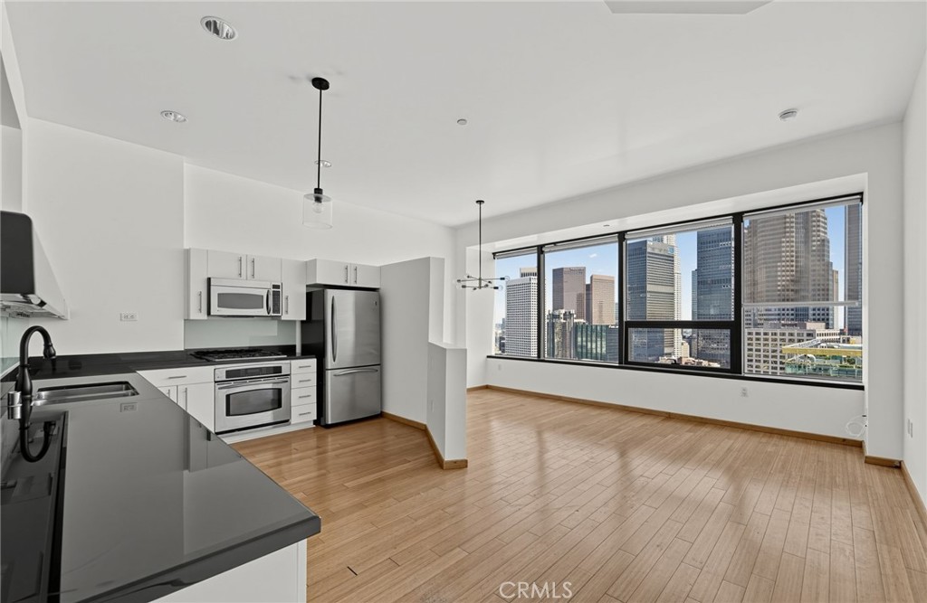 1100 Wilshire Boulevard 2207 Property Photo 9