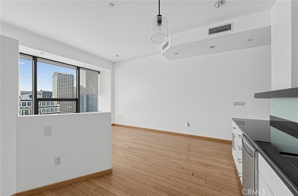 1100 Wilshire Boulevard 2207 Property Photo 15