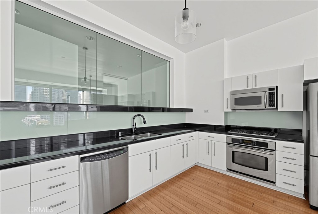 1100 Wilshire Boulevard 2207 Property Photo 19