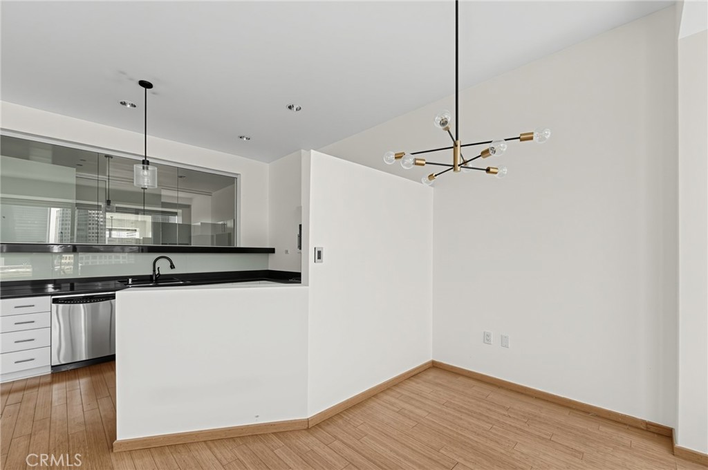 1100 Wilshire Boulevard 2207 Property Photo 23