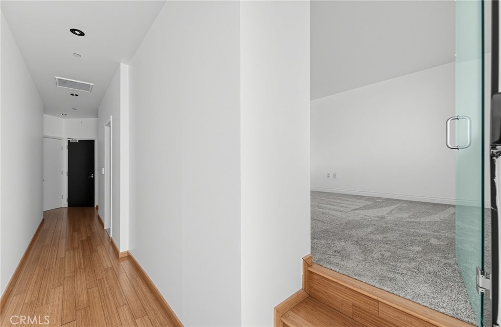 1100 Wilshire Boulevard 2207 Property Photo 32