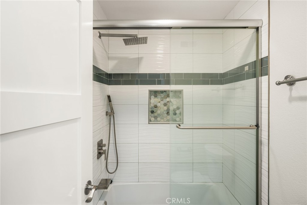 2800 Keller Drive 221 Property Photo 9