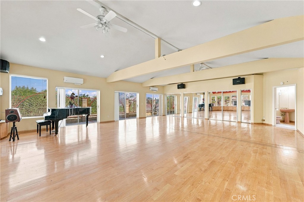 2600 Legend Lane Property Photo 21