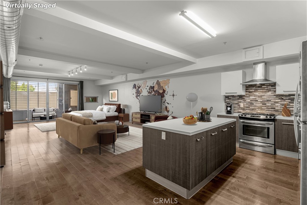 433 Pine Avenue 100 Property Photo 1