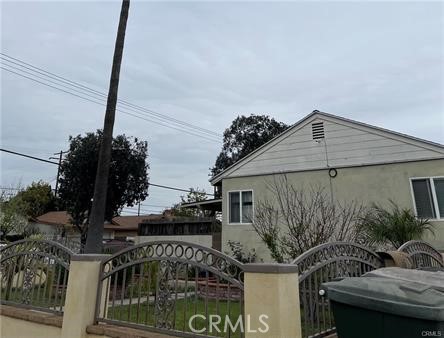 1634 E Briarvale Property Photo 2