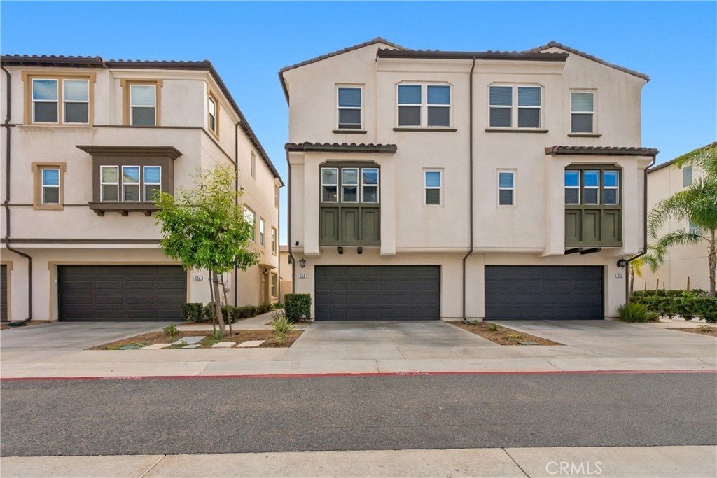 318 S Quadrilateral Property Photo 1